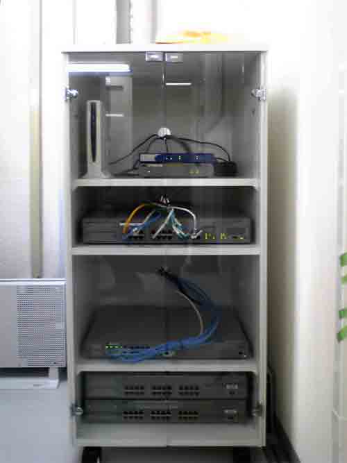 パソコン（PC）ラック業務用棚-収納状態GW-002