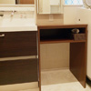 洗面所棚は、洗面台横のオーダー家具として、ぴったり設置しました。